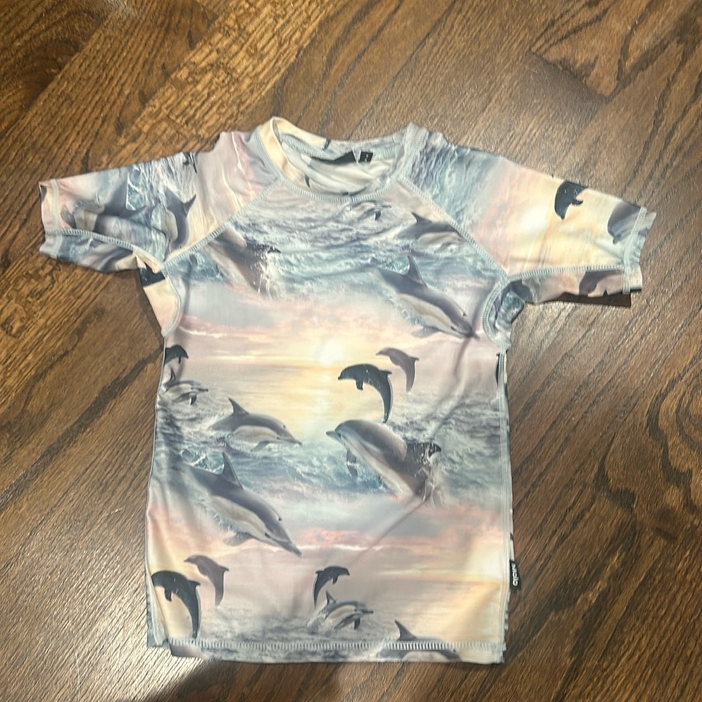 Molo swim shirt size 7/8